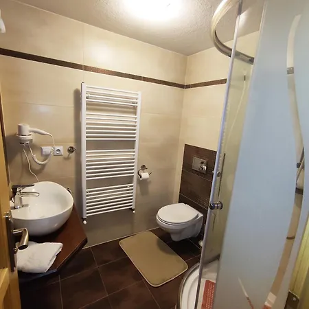 Penzión pre hostí Penzión Goraľka 3*